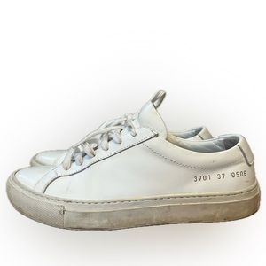 COMMON PROJECTS White Low Leather Sneakers Size 37